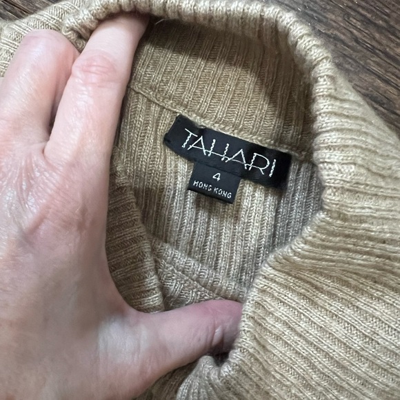 Tahari Beige Sleeveless mock neck cashmere Sweater - Picture 3 of 4